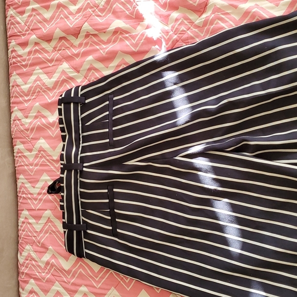 Dress pants - Picture 3 of 4